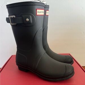 BNIB Hunter rain boots